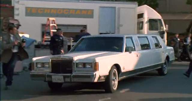 Lincoln Town Car Stretched Limousine
