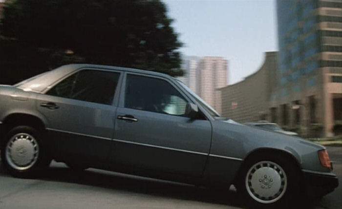 Mercedes-Benz 300 E