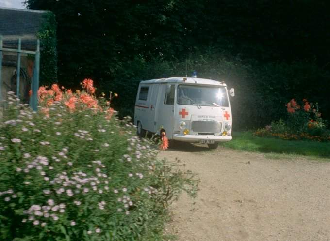 Peugeot J7