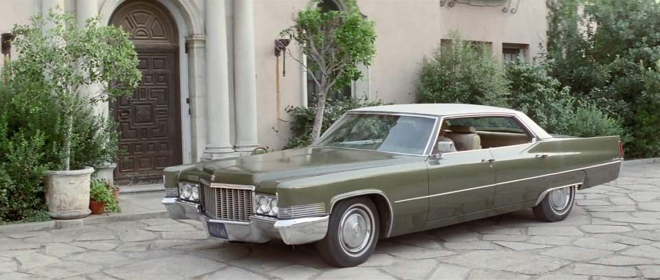 Cadillac Sedan DeVille