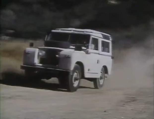 Land-Rover 88'' Series IIa Station Wagon