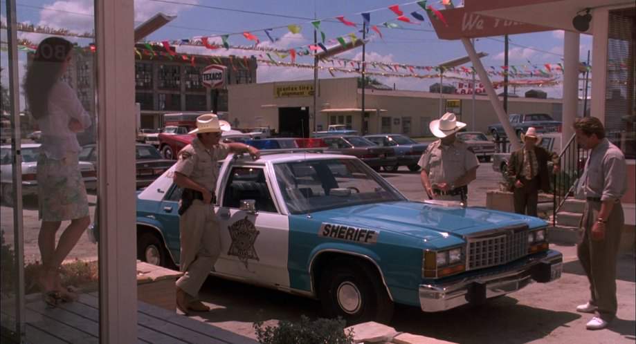 Ford LTD Crown Victoria