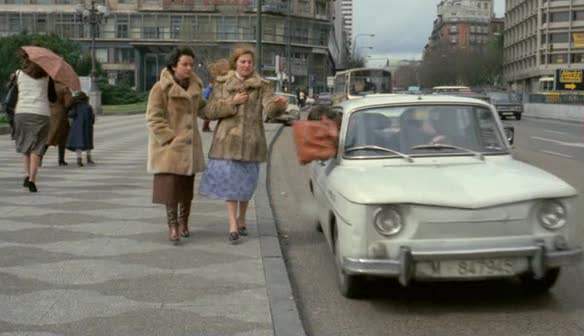 Renault 8