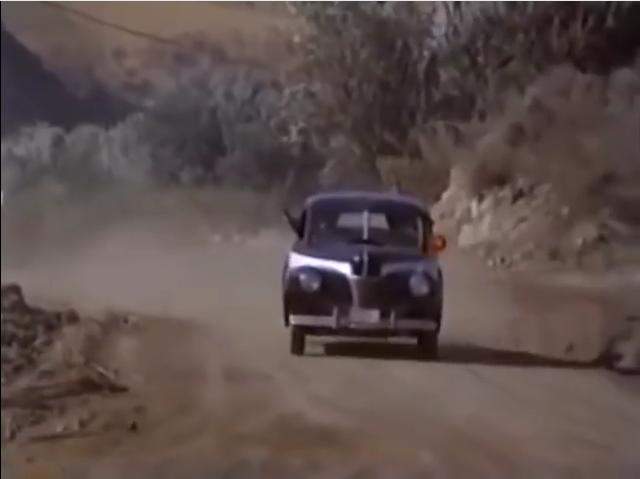 Ford De Luxe