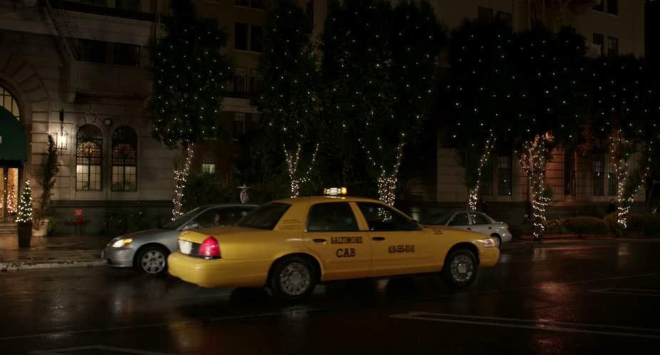 Ford Crown Victoria