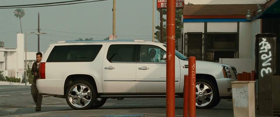 Cadillac Escalade ESV