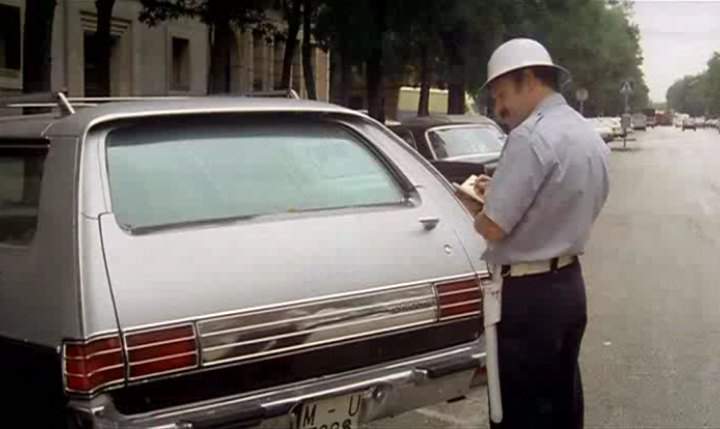 Plymouth Fury Custom Suburban