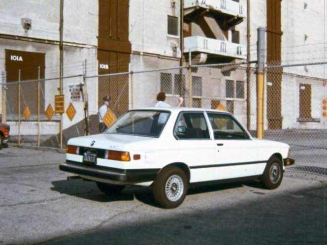 BMW 320i