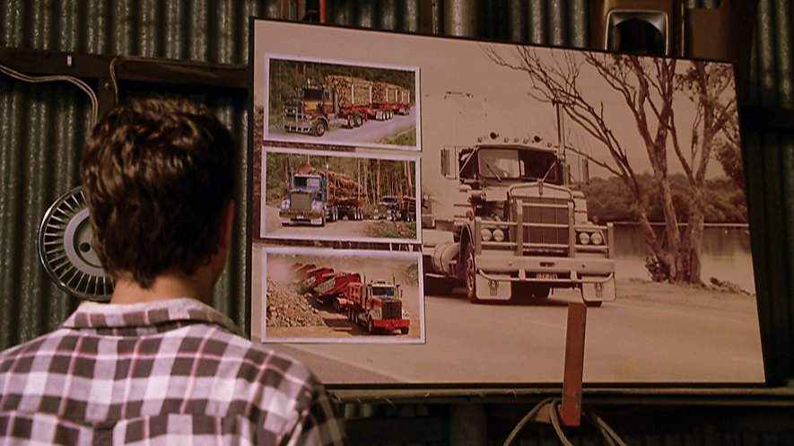 Kenworth W-900