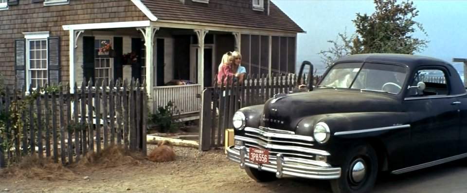 Plymouth De Luxe