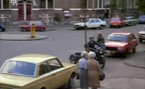 Volvo 242