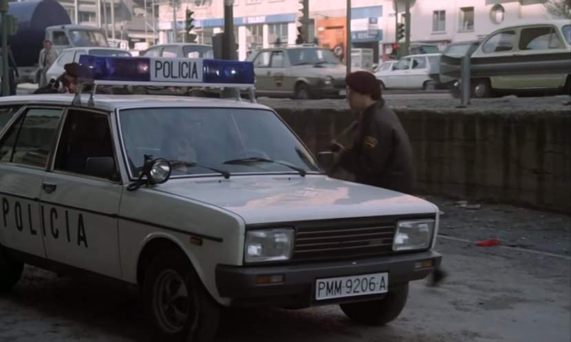Seat 131 Familiar