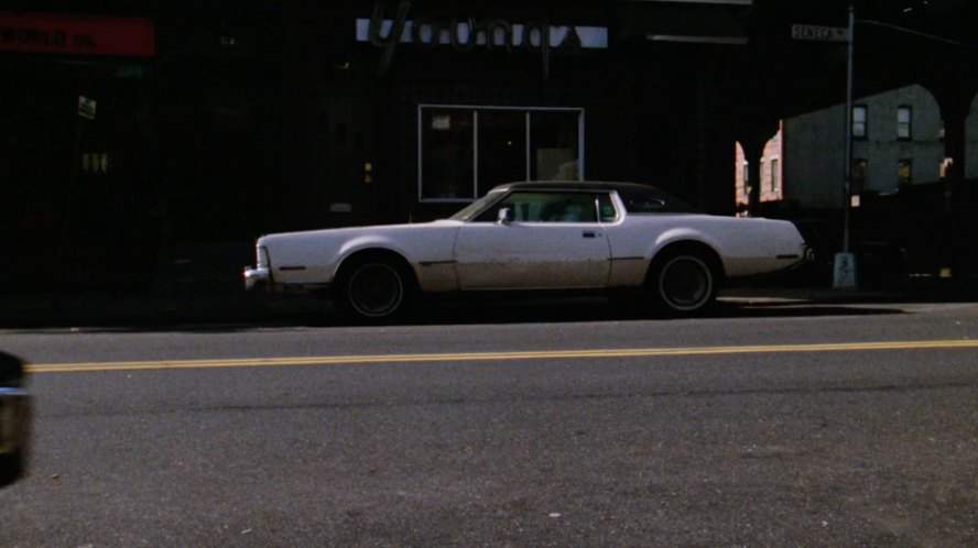 Lincoln Continental Mark IV
