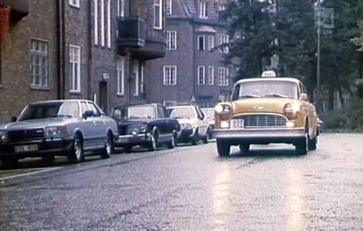 Plymouth Valiant Signet