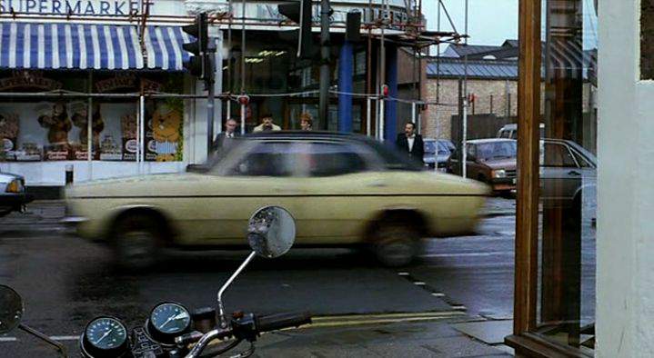 Ford Cortina 2000E MkIII