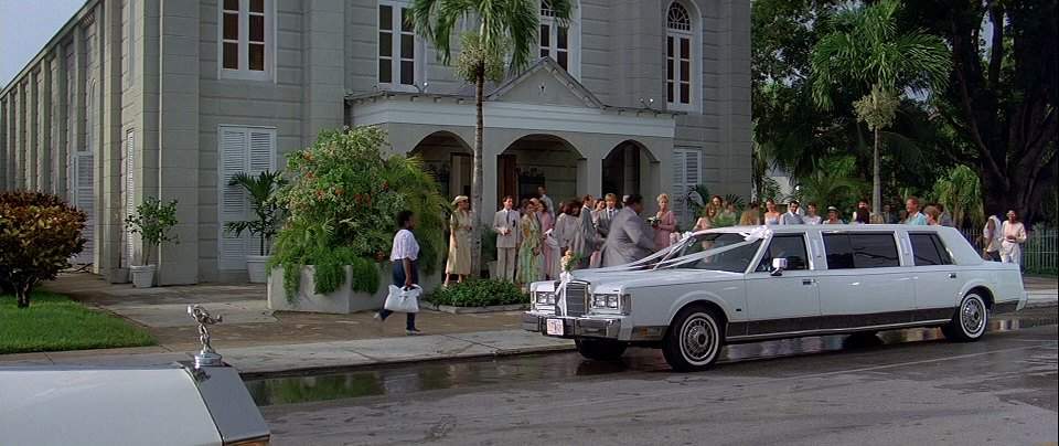 Lincoln Town Car Stretched Limousine