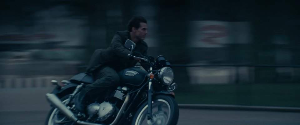 Triumph Thruxton 900