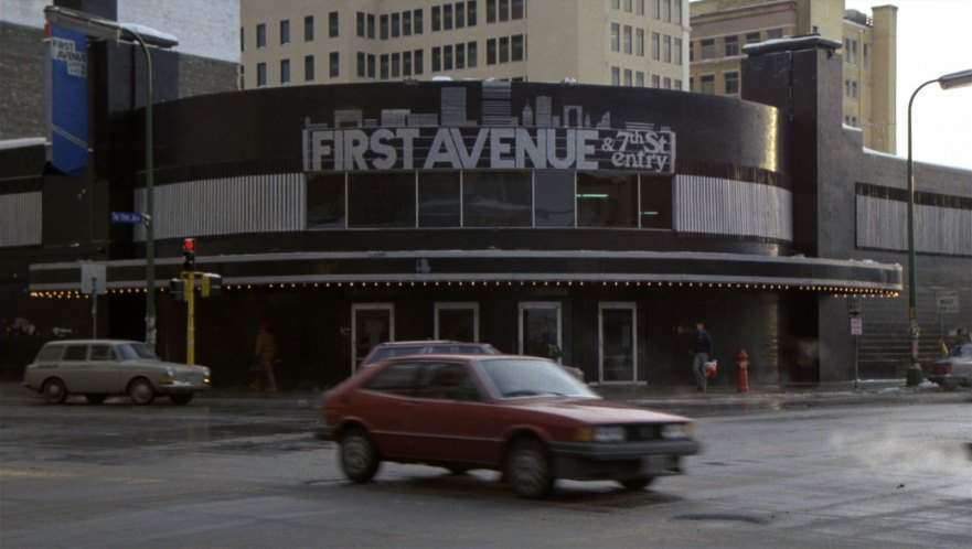 Volkswagen Squareback Sedan