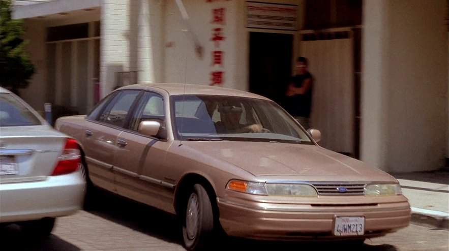 Ford Crown Victoria