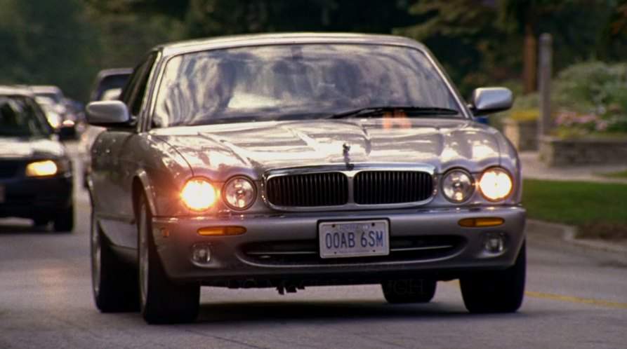 Jaguar XJ8