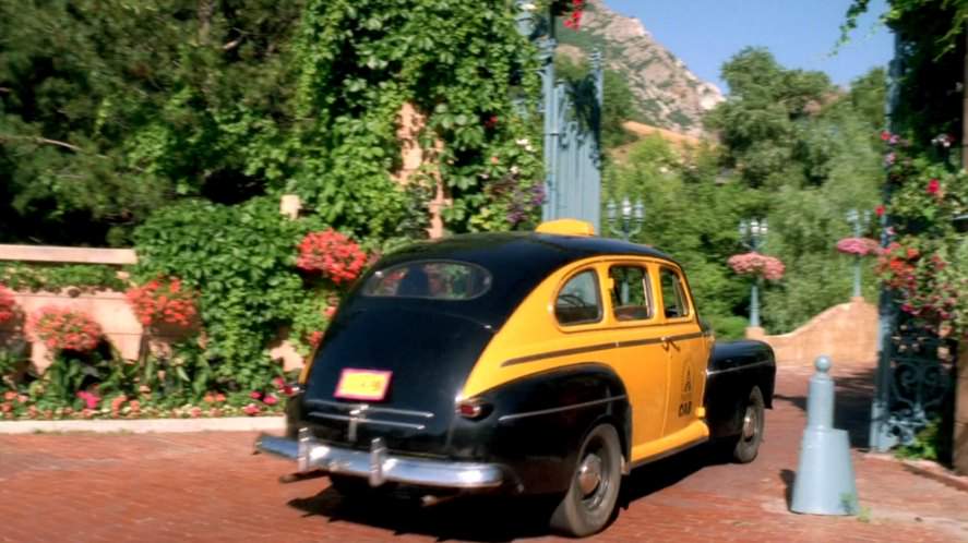 Ford De Luxe