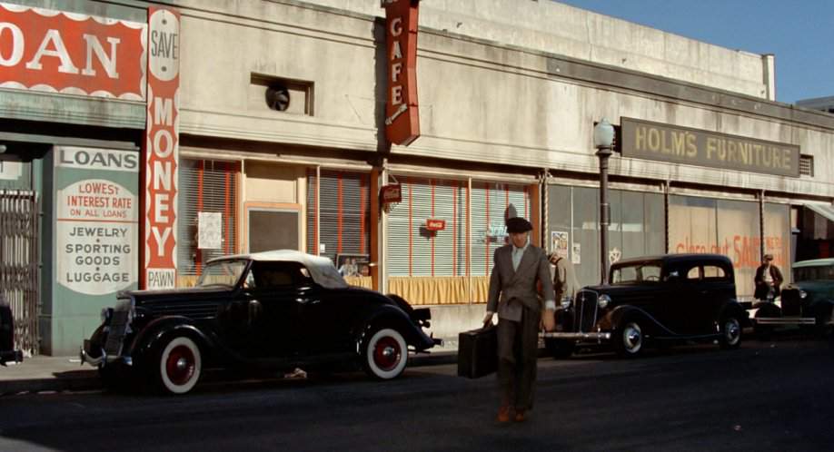 Ford V8 De Luxe