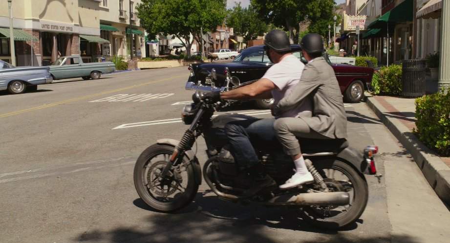 Moto Guzzi V 7 Stone