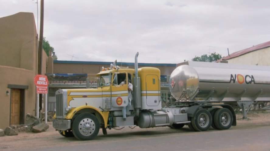 Peterbilt 359