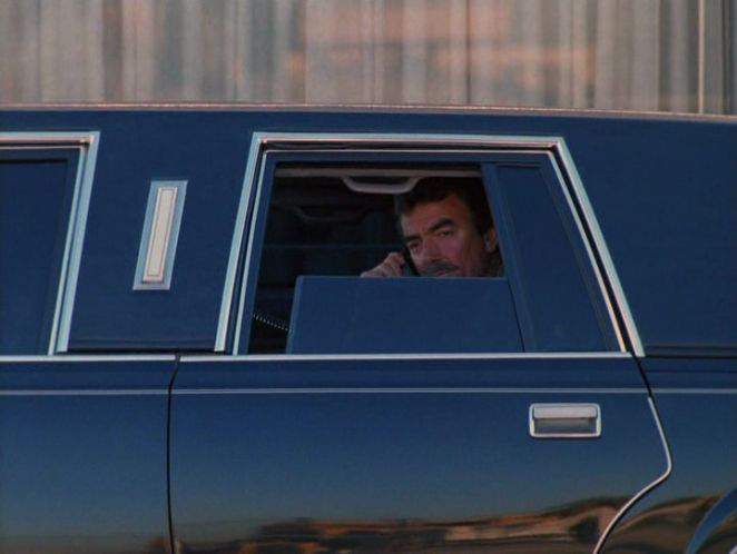 Lincoln Town Car Stretched Limousine