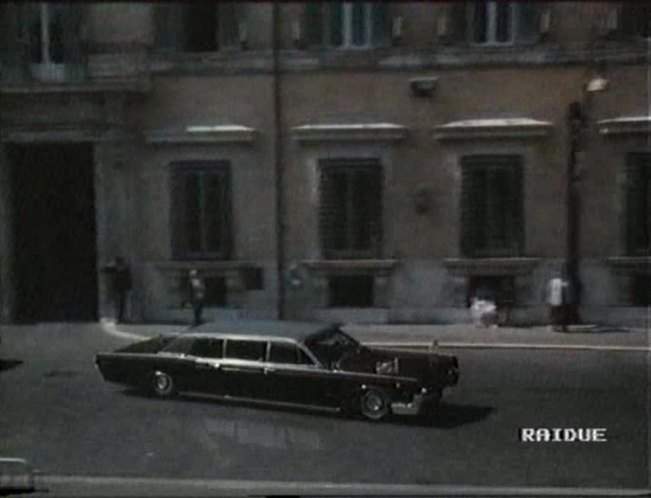 Lincoln Continental Executive Limousine