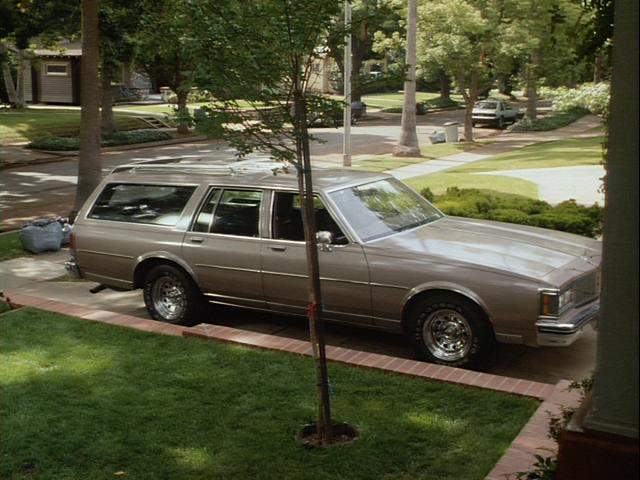 Oldsmobile Custom Cruiser