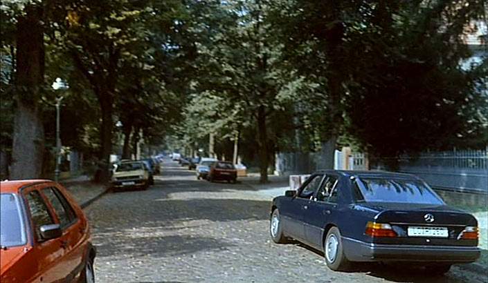 Mercedes-Benz 
