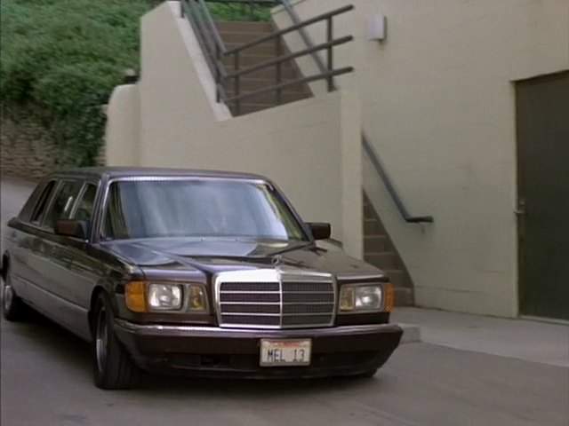 Mercedes-Benz 500 SEL Stretched Limousine