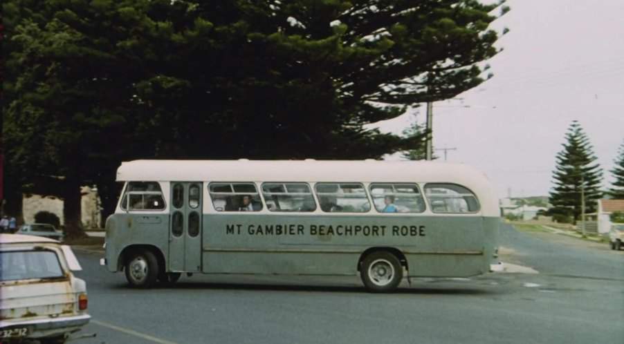 Bedford SB3