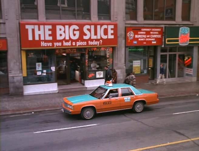 Ford LTD Crown Victoria