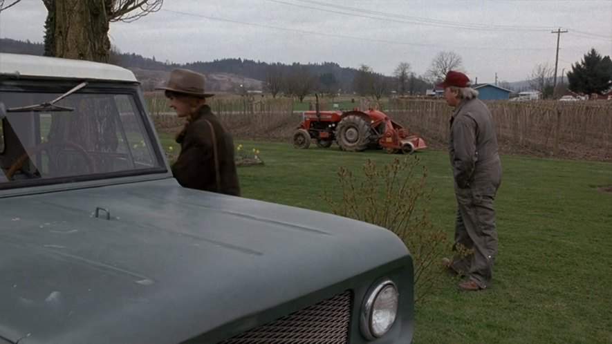 Massey Ferguson 235