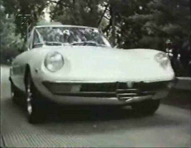 Alfa Romeo 2000 Spider Veloce