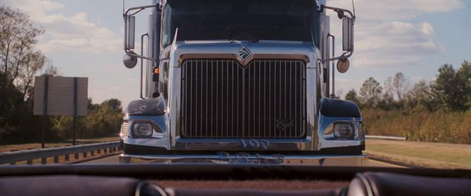 International 9000-Series Eagle