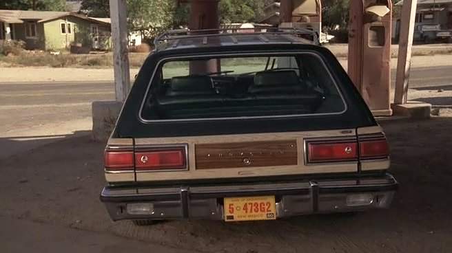 Chrysler LeBaron Town & Country
