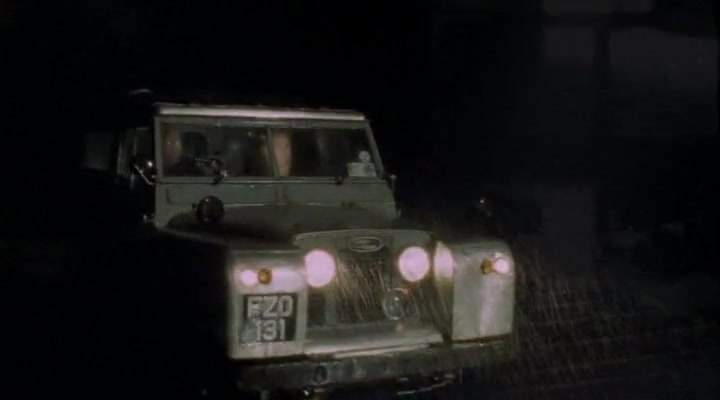 Land-Rover 88'' Series IIa Station Wagon