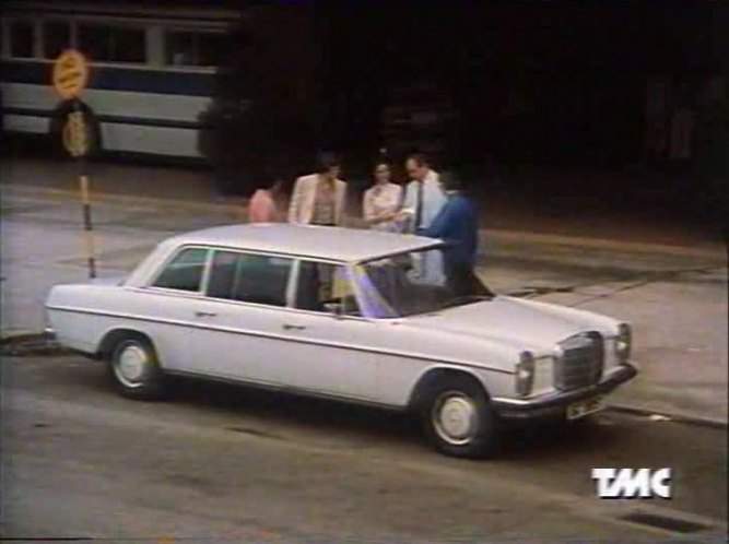 Mercedes-Benz 220 D Lang
