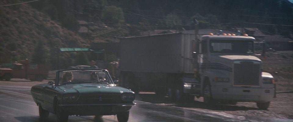 Freightliner FLD 120