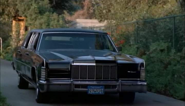 Lincoln Continental Executive Limousine