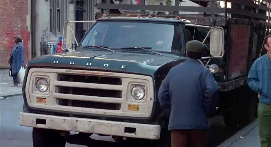 Dodge D-600