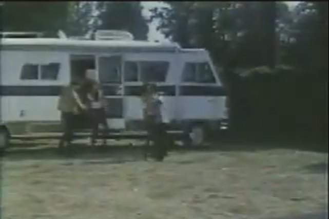 Vogue 32' Villa Grande