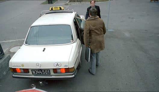 Mercedes-Benz 200 D