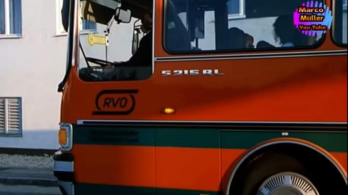 Kässbohrer Setra S 215 RL