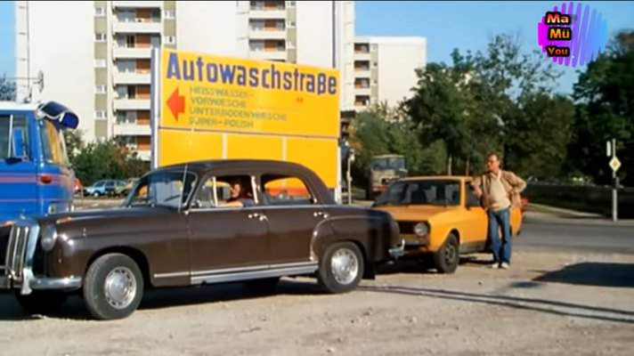 Mercedes-Benz 219