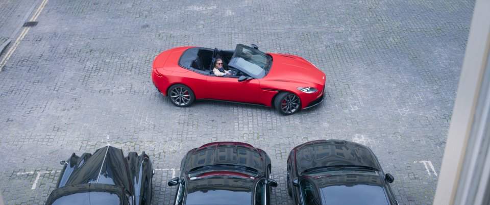 Aston Martin DB11 Volante