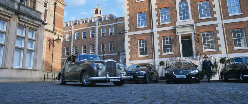 Bentley S2